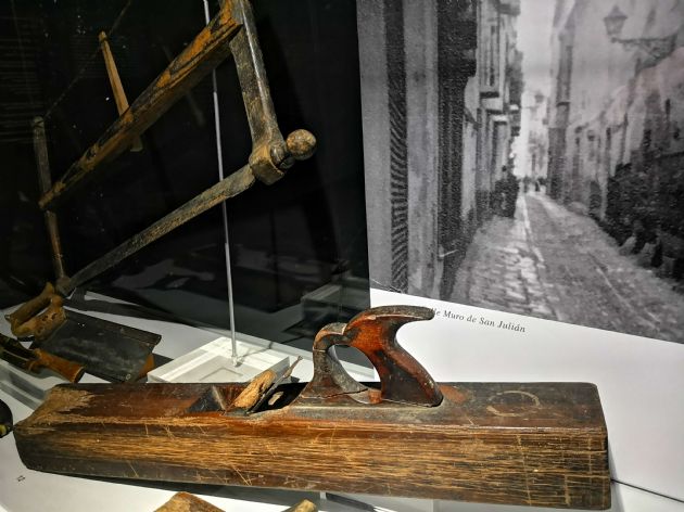 El Legado de la Familia Domínguez. Constructores malagueños de guitarras. 1883-1999 El Legado de la Familia Domínguez. Constructores malagueños de guitarras. 1883-1999