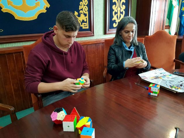 Speedcubing Speedcubing