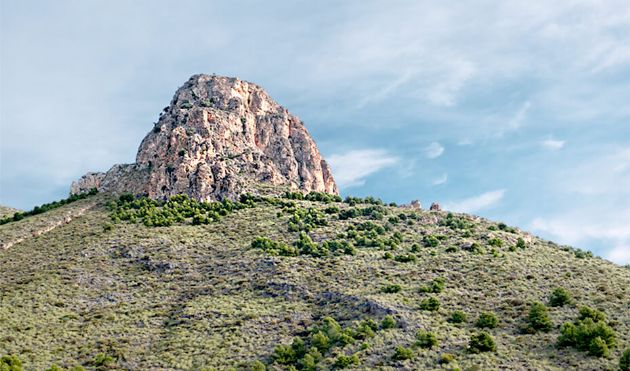 Peñón de Bernal (Almería) Peñón de Bernal (Almería)