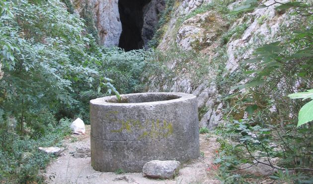 Cueva del Hundidero (Málaga) Cueva del Hundidero (Málaga)
