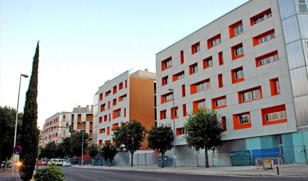 El grupo Vivienda ha influido en la disminución de la tasa anual del IPC en Andalucía, que se queda en el 0,8% en el mes de abril El grupo Vivienda ha influido en la disminución de la tasa anual del IPC en Andalucía, que se queda en el 0,8% en el mes de abril
