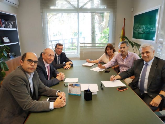 Reunión con miembros de la Junta Directiva de la Asociación de Empresarios Hoteleros de la Costa del Sol Reunión con miembros de la Junta Directiva de la Asociación de Empresarios Hoteleros de la Costa del Sol
