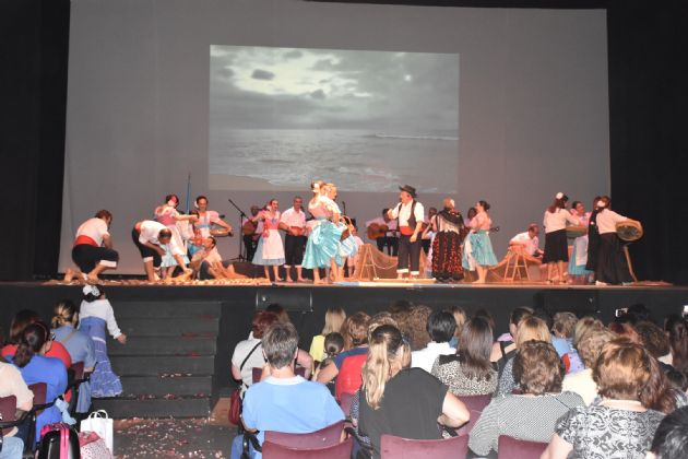 Actuación del Grupo Municipal de Danza Actuación del Grupo Municipal de Danza
