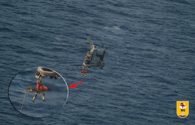 Aeroevacuación del tripulante de un carguero Aeroevacuación del tripulante de un carguero