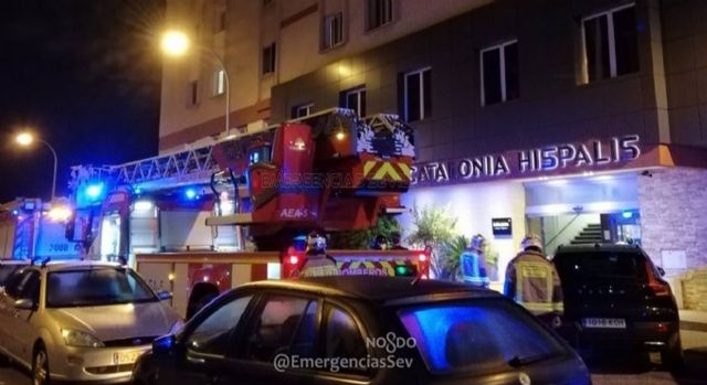 Hotel afectado por un incendio Hotel afectado por un incendio