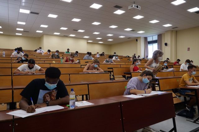 Alumnos en la convocatoria de septiembre de la Pevau Alumnos en la convocatoria de septiembre de la Pevau