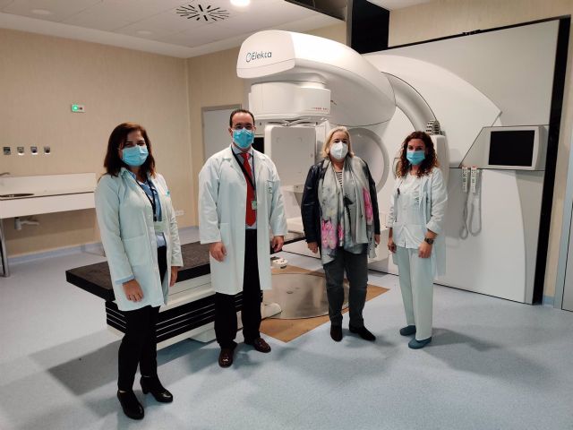 Nuevo acelerador lineal de radioterapia en el Juan Ramón Jiménez de Huelva Nuevo acelerador lineal de radioterapia en el Juan Ramón Jiménez de Huelva