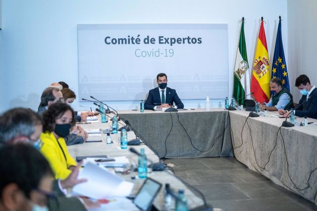 El presidente de la Junta de Andalucía, Juanma Moreno, preside una reunión del Comité de Expertos de COVID-19 El presidente de la Junta de Andalucía, Juanma Moreno, preside una reunión del Comité de Expertos de COVID-19