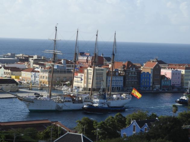 Buque-escuela “Juan Sebastián de Elcano” Buque-escuela “Juan Sebastián de Elcano”