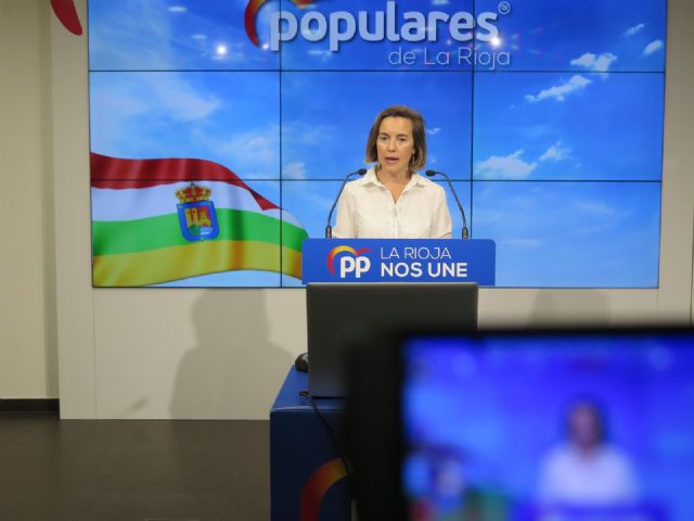 La vicesecretaria de Política Social del PP, Cuca Gamarra, en comparecencia de prensa La vicesecretaria de Política Social del PP, Cuca Gamarra, en comparecencia de prensa