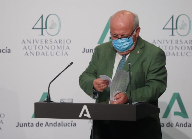 El consejero de Salud y Familias, Jesús Aguirre durante la rueda de prensa posterior al Consejo de Gobierno de la Junta de Andalucía El consejero de Salud y Familias, Jesús Aguirre durante la rueda de prensa posterior al Consejo de Gobierno de la Junta de Andalucía