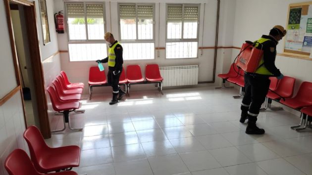 La UME desinfecta una residencia en Dehesas Viejas, el pasado viernes La UME desinfecta una residencia en Dehesas Viejas, el pasado viernes