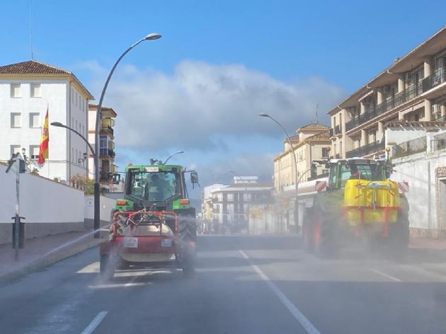 Desinfección con tractores en Ronda Desinfección con tractores en Ronda
