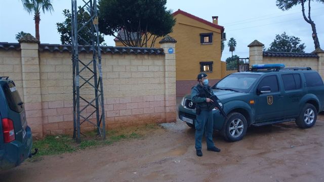 Intervención de la Guardia Civil dentro de la Operación Abuelote Intervención de la Guardia Civil dentro de la Operación Abuelote