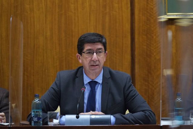 El vicepresidente de la Junta de Andalucía y consejero de Turismo, Regeneración, Justicia y Administración Local, Juan Marín, comparece en comisión parlamentaria (Foto de archivo) El vicepresidente de la Junta de Andalucía y consejero de Turismo, Regeneración, Justicia y Administración Local, Juan Marín, comparece en comisión parlamentaria (Foto de archivo)