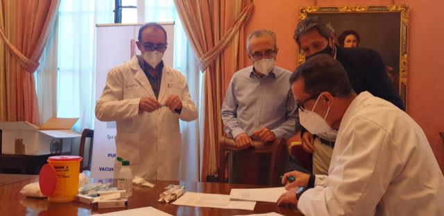 Vacunación de la gripe en el Ayuntamiento de Sevilla Vacunación de la gripe en el Ayuntamiento de Sevilla