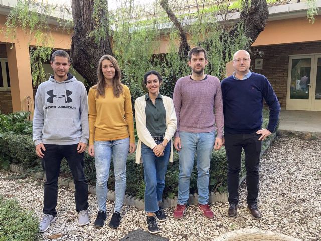 Equipo de investigación que ha trabajado en el uso de mascarillas en pacientes con glaucoma Equipo de investigación que ha trabajado en el uso de mascarillas en pacientes con glaucoma