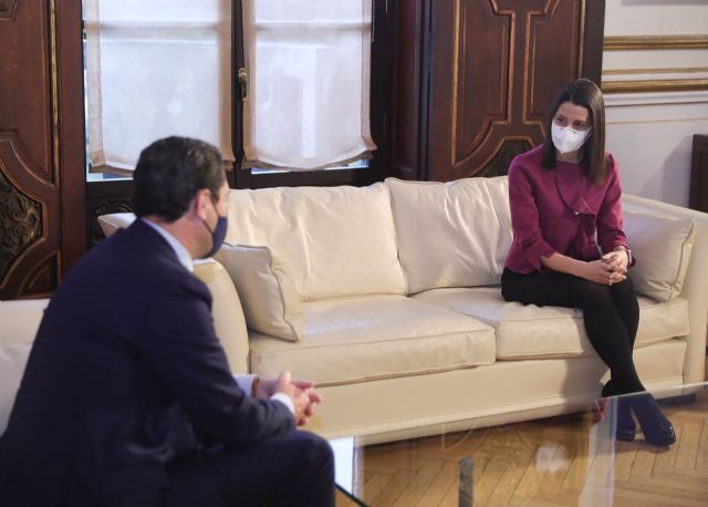 Reunión del presidente de la Junta, Juanma Moreno, y la presidenta de Ciudadanos (Cs), Inés Arrimadas. Reunión del presidente de la Junta, Juanma Moreno, y la presidenta de Ciudadanos (Cs), Inés Arrimadas.