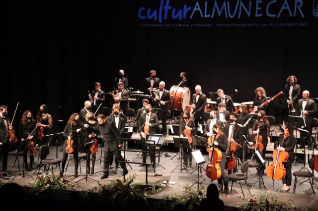 Almuñécar Dedicó El Concierto De Año Nuevo A Los Colectivos Que Trabajan Contra La Pandemia En 2020 Y A Los Residentes Extranjeros Que No Pudieron Volver Al Municipio Sexitano Por La Pandemia Almuñécar Dedicó El Concierto De Año Nuevo A Los Colectivos Que Trabajan Contra La Pandemia En 2020 Y A Los Residentes Extranjeros Que No Pudieron Volver Al Municipio Sexitano Por La Pandemia