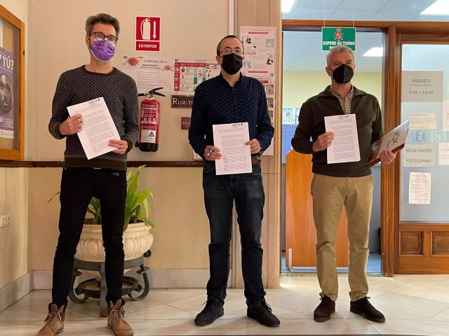 Los representantes de Adelante Jaén, PP y VOX en el Ayuntamiento de Jaén Los representantes de Adelante Jaén, PP y VOX en el Ayuntamiento de Jaén