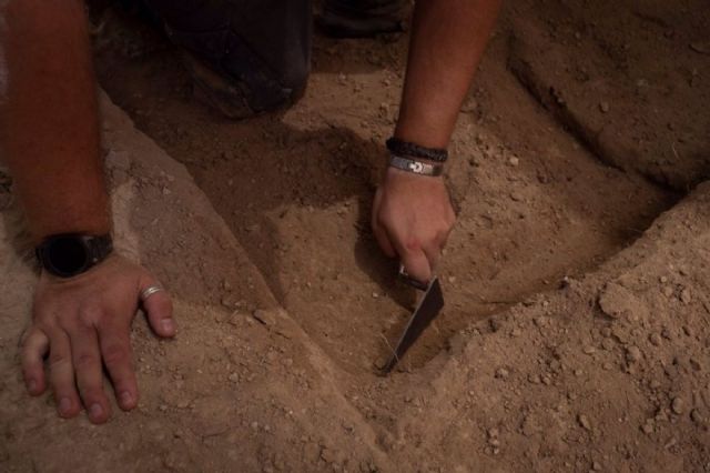 Exhumación de una fosa común en Cúllar (Granada)