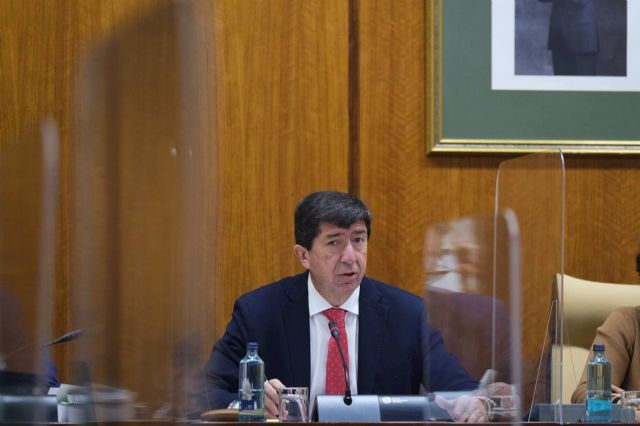 El vicepresidente de la Junta y consejero, Juan Marín, en una foto de archivo en comisión parlamentaria El vicepresidente de la Junta y consejero, Juan Marín, en una foto de archivo en comisión parlamentaria