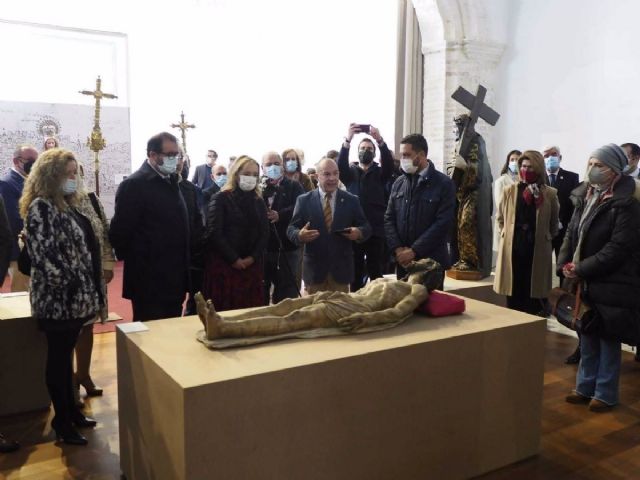 Carmona abre una muestra sobre su Semana Santa