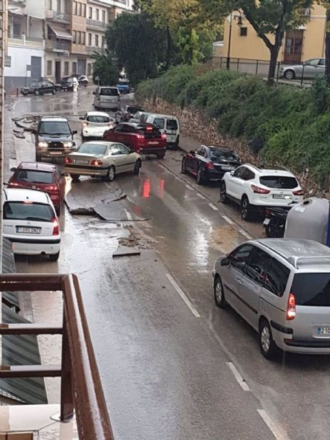 Daños provocados en Lucena (Córdoba) por la fuerte tormenta de lluvia y granizo