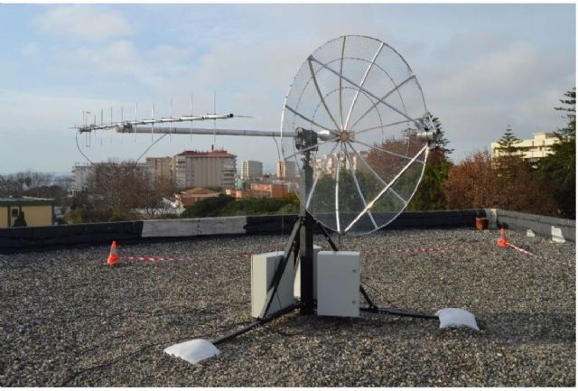 Antena para los satélites en el Ayuntamiento de La Línea