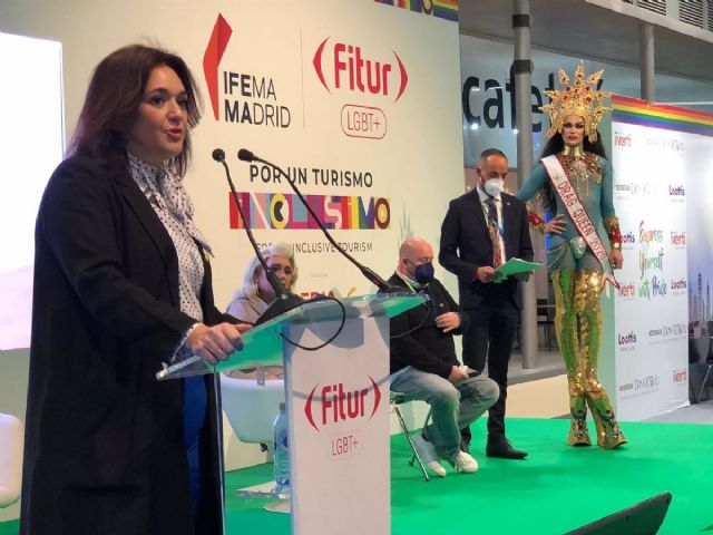 Margarita del Cid, alcaldesa de Torremolinos, presenta los actos de turismo LGTBI del municipio en este año