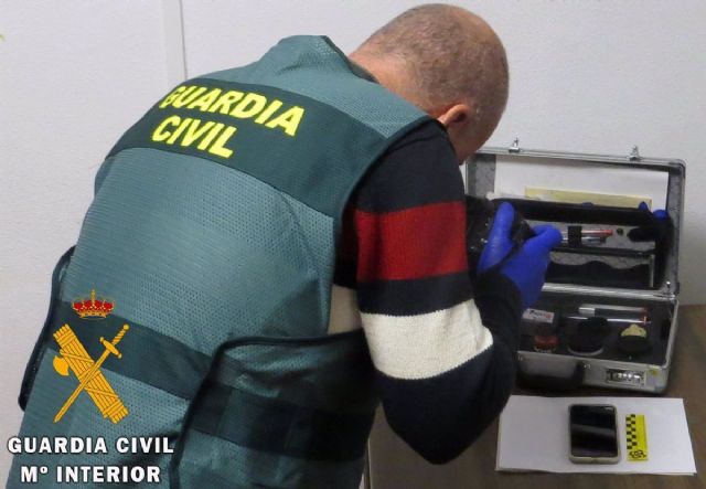 La Guardia Civil recupera un teléfono móvil robado
