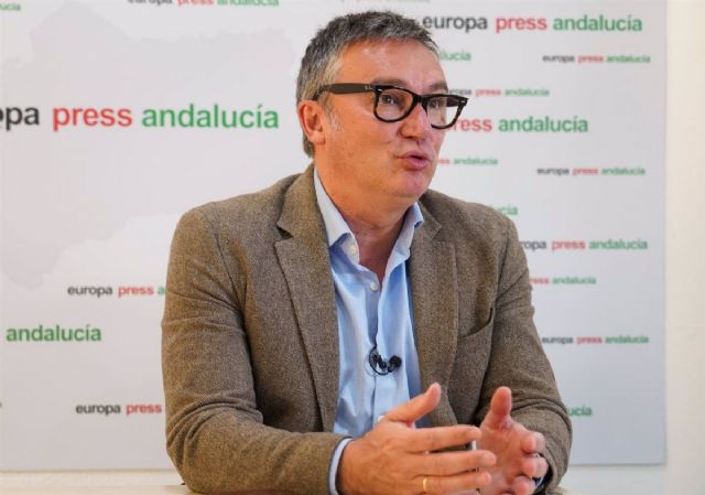 El portavoz de Vox en el Parlamento andaluz, Manuel Gavira, en un momento de su entrevista con Europa Press