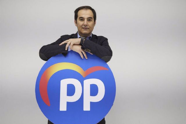 El portavoz del grupo parlamentario Popular, José Antonio Nieto, posa durante la entrevista a EuropaPress en la sede del Partido Popular de Andalucía - Joaquín Corchero - Europa Press