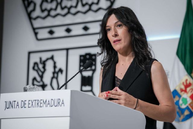 La consejera de Educación y Empleo, Esther Gutiérrez
